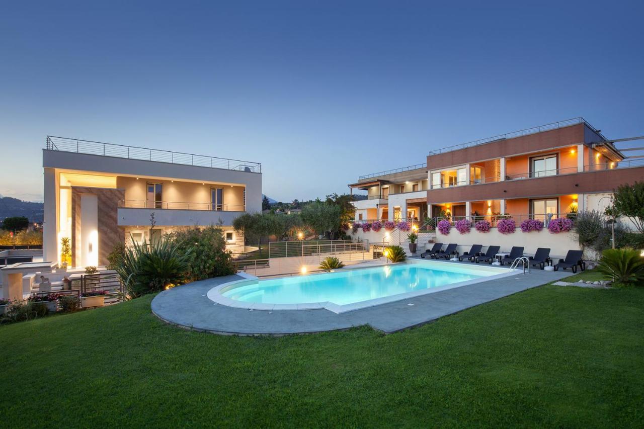 Villa Aurora-Holiday Home Apt 2 Bardolino Dış mekan fotoğraf