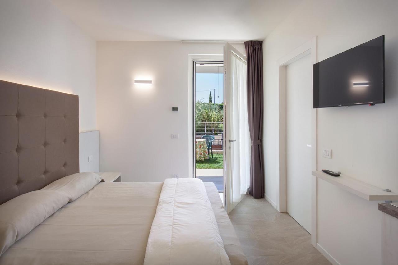 Villa Aurora-Holiday Home Apt 2 Bardolino Dış mekan fotoğraf