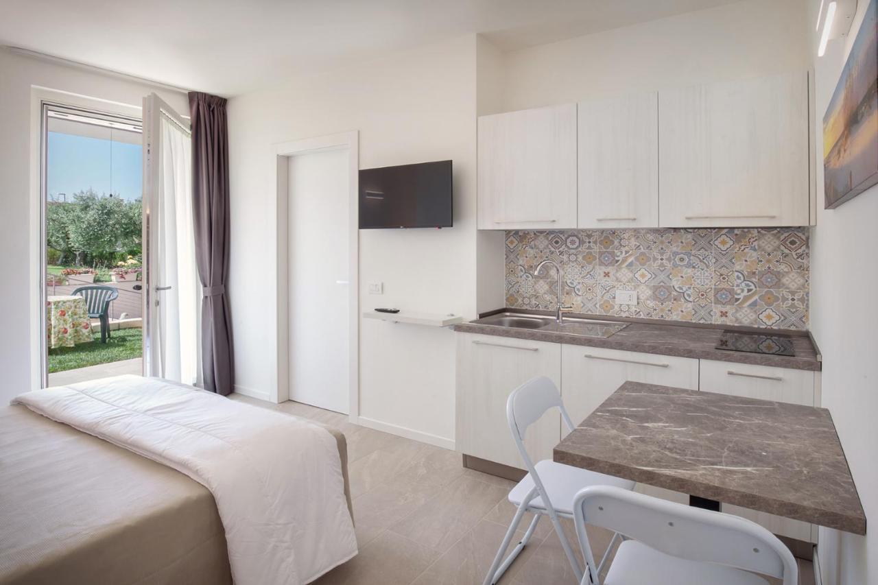 Villa Aurora-Holiday Home Apt 2 Bardolino Dış mekan fotoğraf